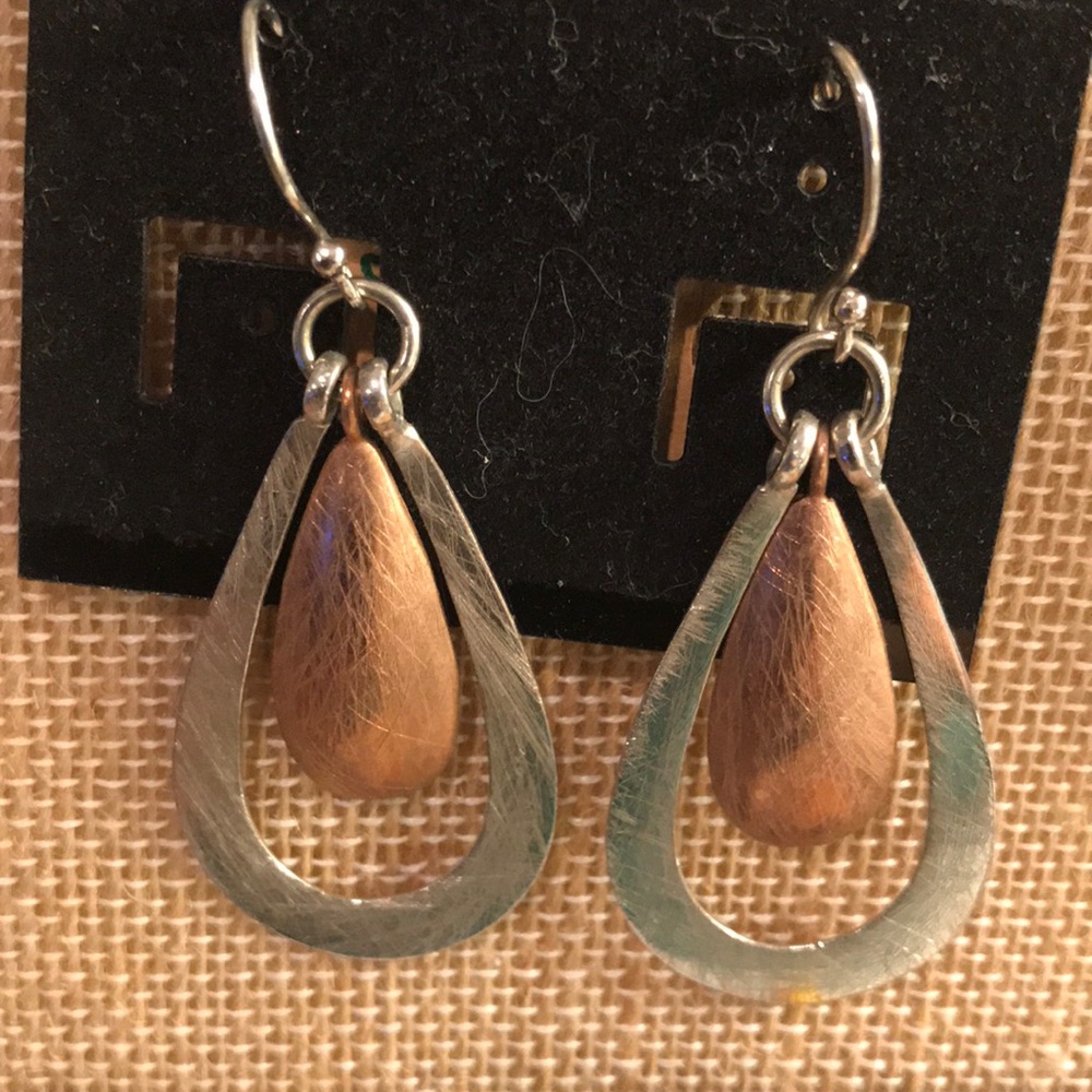 Tocara Earrings - Picture 3 of 4